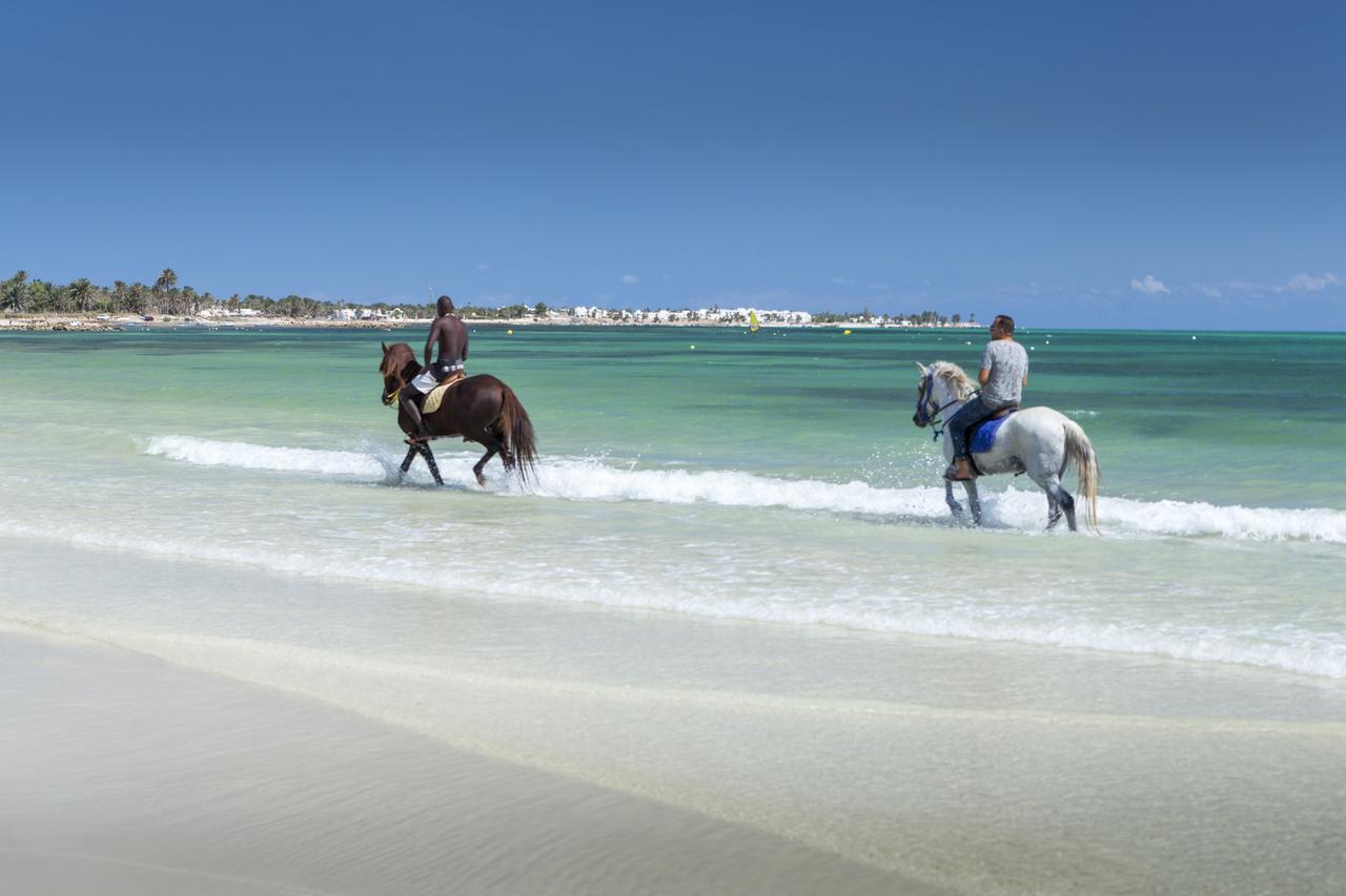 Hari Club Beach Resort Aghīr Eksteriør billede