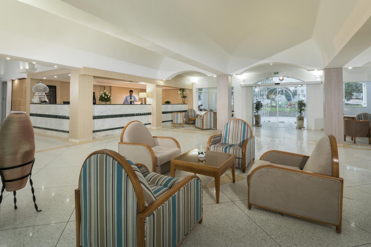 Hari Club Beach Resort Aghīr Eksteriør billede