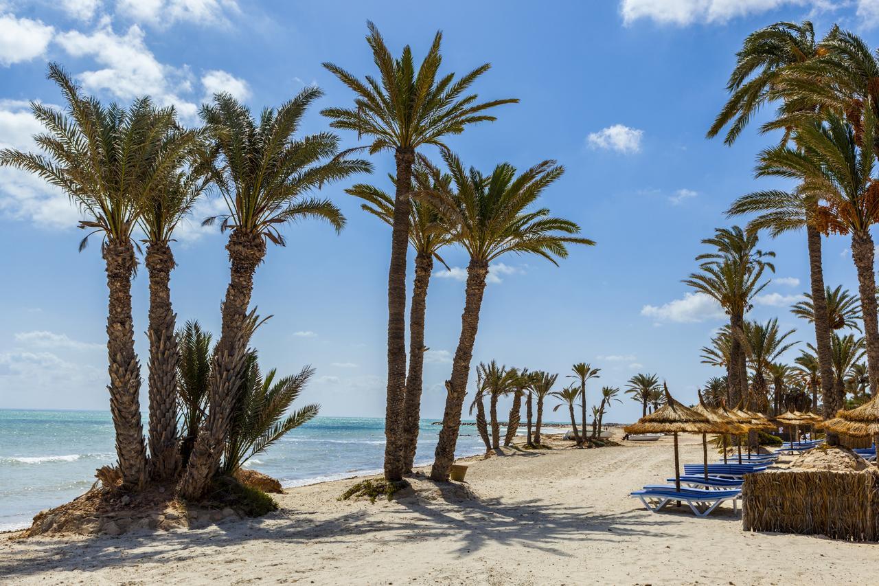 Hari Club Beach Resort Aghīr Eksteriør billede