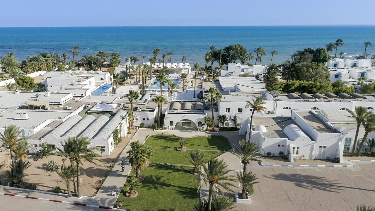Hari Club Beach Resort Aghīr Eksteriør billede