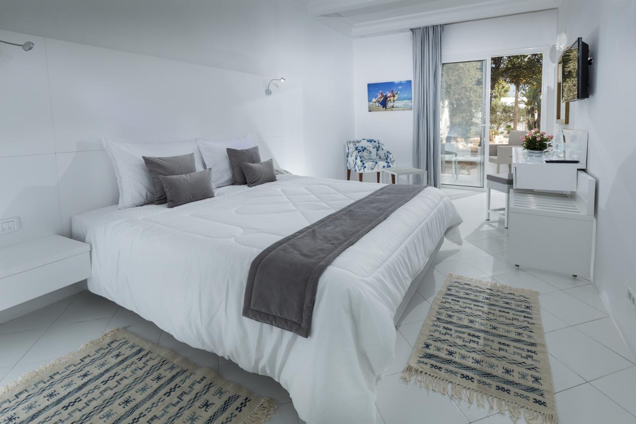 Hari Club Beach Resort Aghīr Eksteriør billede